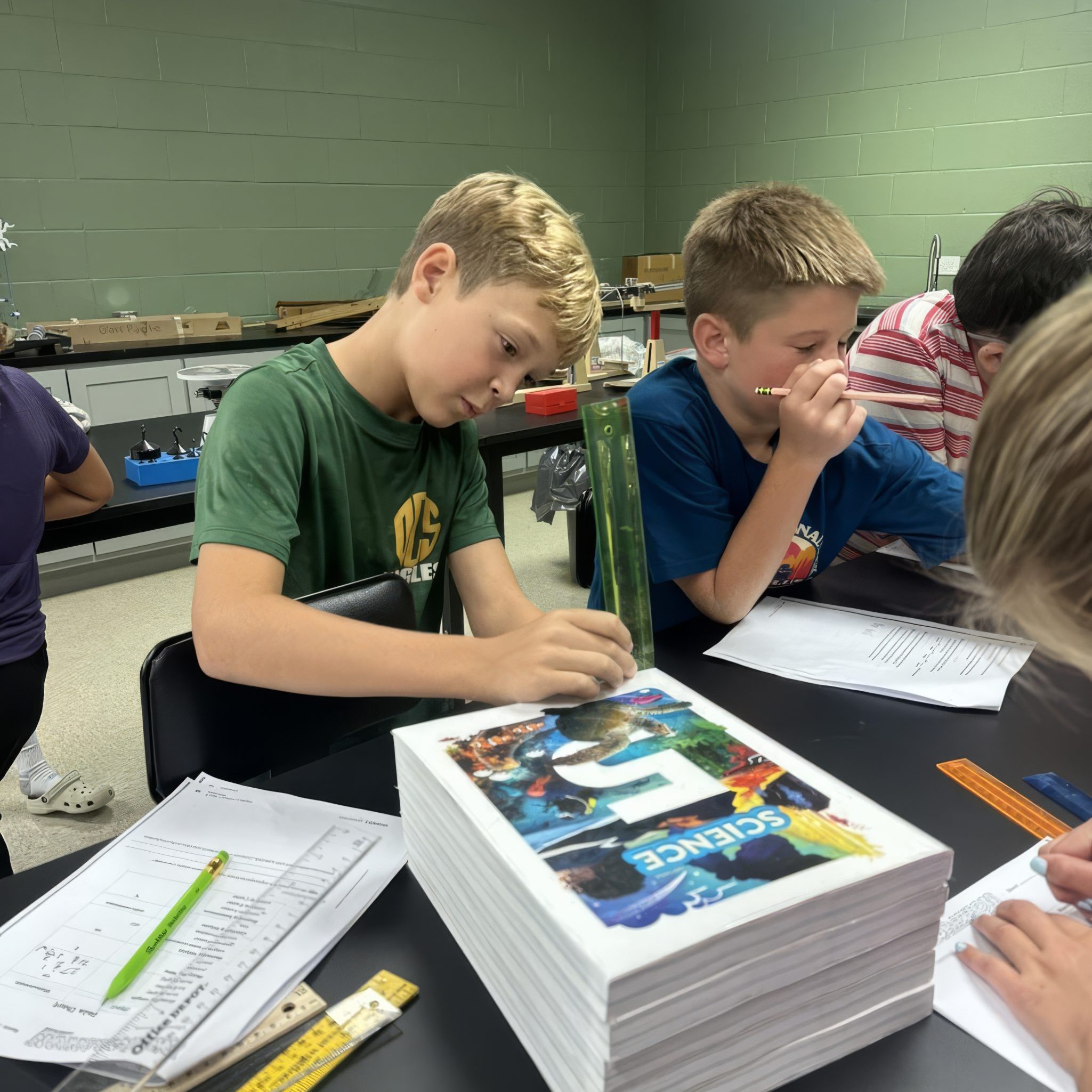 539457560_1334699848656563_3636451983214141676_n-topaz-face-upscale-2.9x