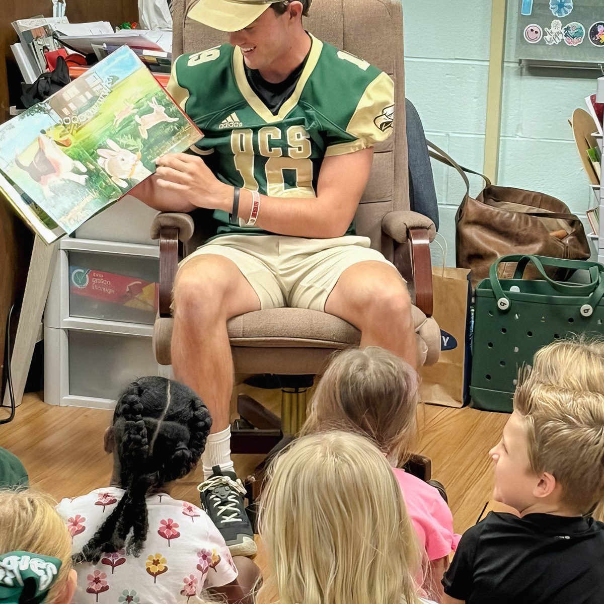 549300091_1357086583084556_8950876039369673066_n-topaz-face-upscale-3.7x_edit